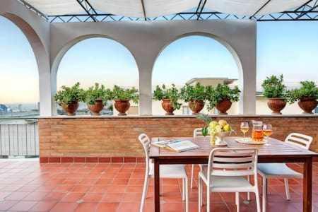 Gocce Villas - Skyline Sorrento Views In The Heart Of סורנטו מראה חיצוני תמונה